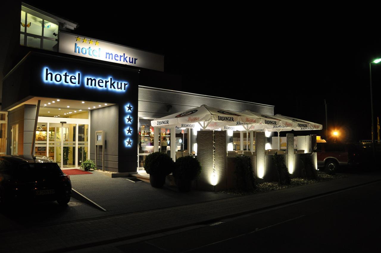 Hotel Merkur ลันท์ชตูห์ล ภายนอก รูปภาพ